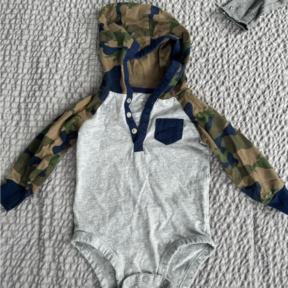 ⚠️3 Carter’s Baby Clothes⚠️